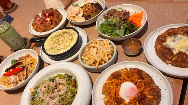 Rekomendasi Tempat Makan Hits Anak Muda di Kemang 2026