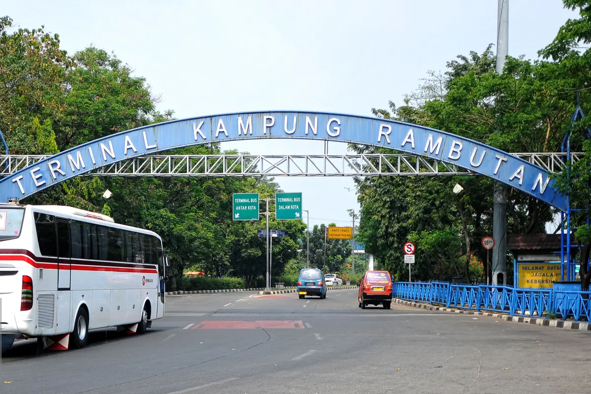 20150630-Terminal-Kp-Rambutan-Jakarta1