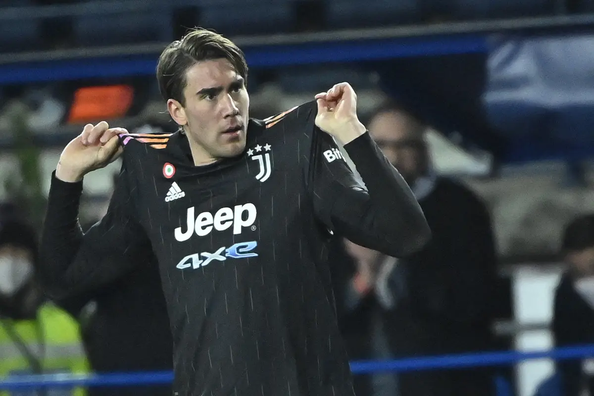 Dusan Vlahovic Dua Gol, Juventus Menang Tipis Atas Empoli