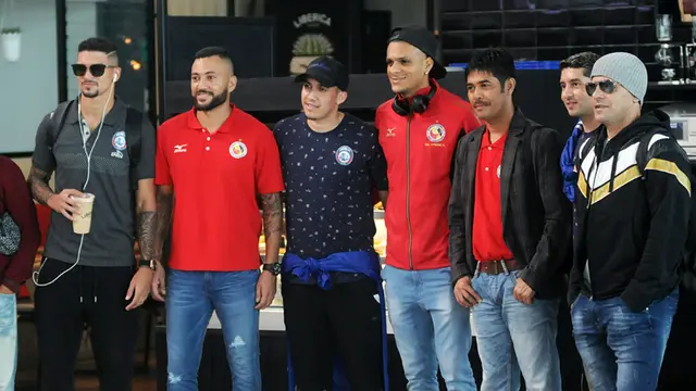 Pemain asing Arema dan Arema bersama Nilmaizar