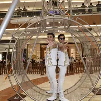 The Cardenas Brothers. (ist)