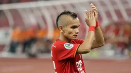1. Riko Simanjutak (Persija Jakarta) - Penampilan pemain berusia 27 tahun ini sebetulnya tak jelek-jelek amat. Riko masih mampu menyumbangkan lima assists dari 11 pertandingan. (Bola.com/M Iqbal Ichsan)