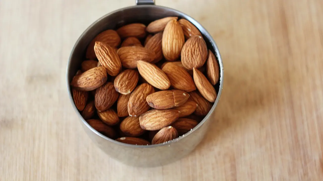 [Bintang] Almond