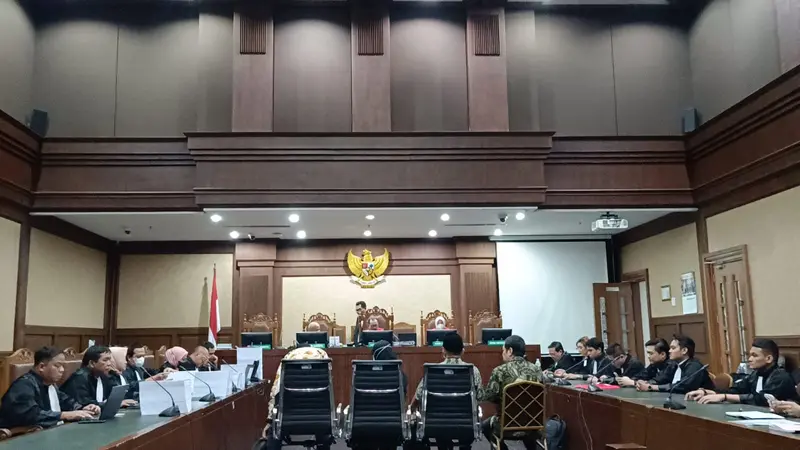 Sidang Tuntutan Kasus korupsi proyek pembangunan Tol Jakarta-Cikampek (Japek) II atau Tol Layang MBZ pada tahun 2016-2017.