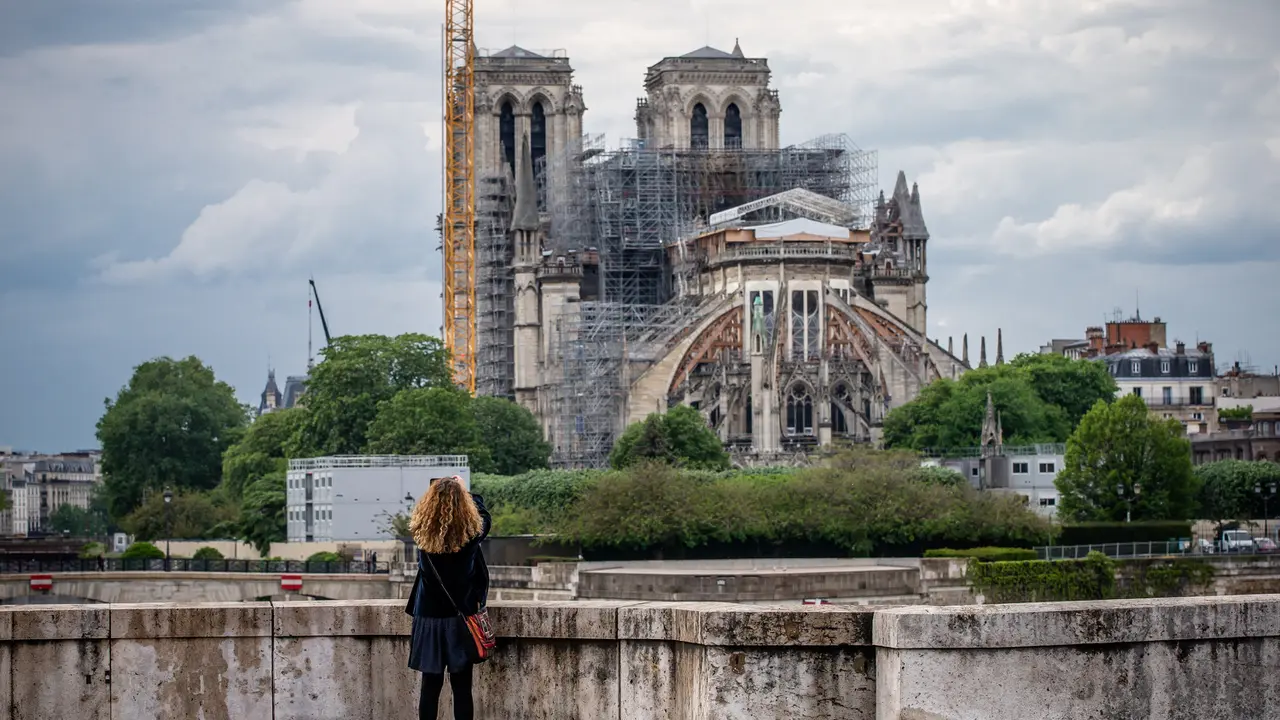 FOTO: Renovasi Katedral Notre-Dame Kembali Dilanjutkan