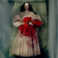 Anemon jadi Koleksi Alexander McQueen Autumn/Winter 2021 untuk pencarian 'healing' (Foto: Alexander McQueen/Nicola Borras)