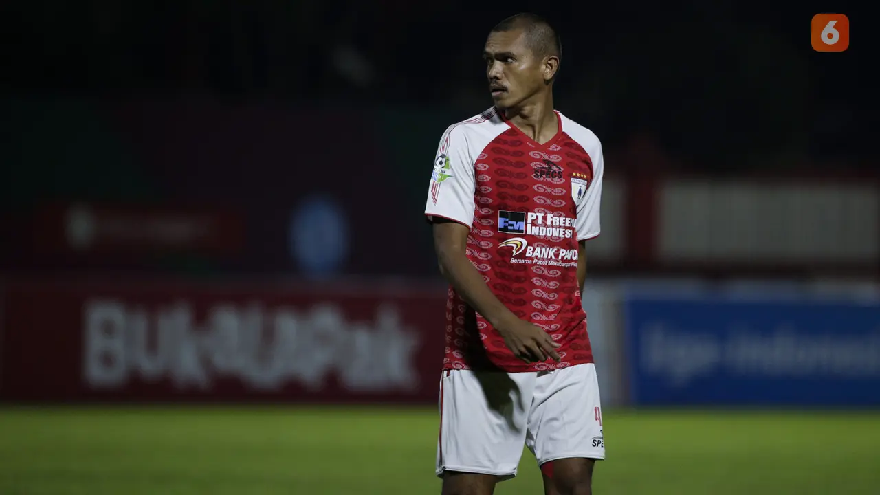Ricardo Salampessy