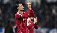 Bek Liverpool, Virgil van Dijk, usai membela The Reds di Liga Champions. (Thibaud MORITZ / AFP)