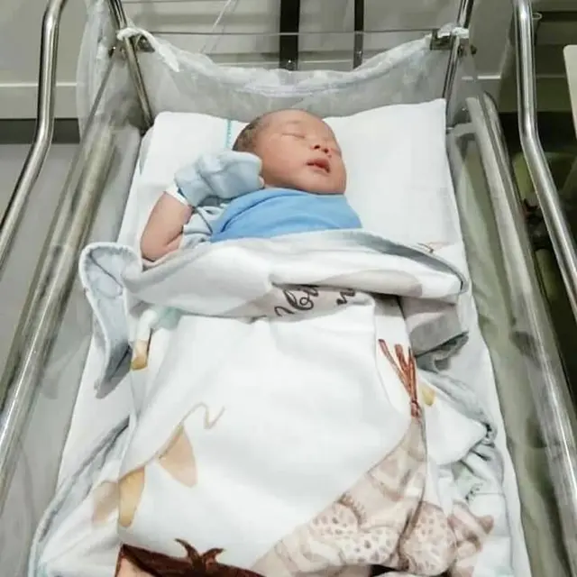 Potret Yosafat Abimanyu Purnama Anak Ahok dan Puput