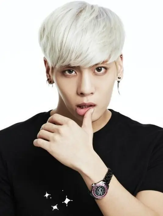 Sebelumnya kakak dari Jonghyun melapor ke polisi jika saudaranya akan bunuh diri. Setelah itu, ia pun dilarikan ke Rumah Sakit Universitas Konkuk. (foto: soompi.com)