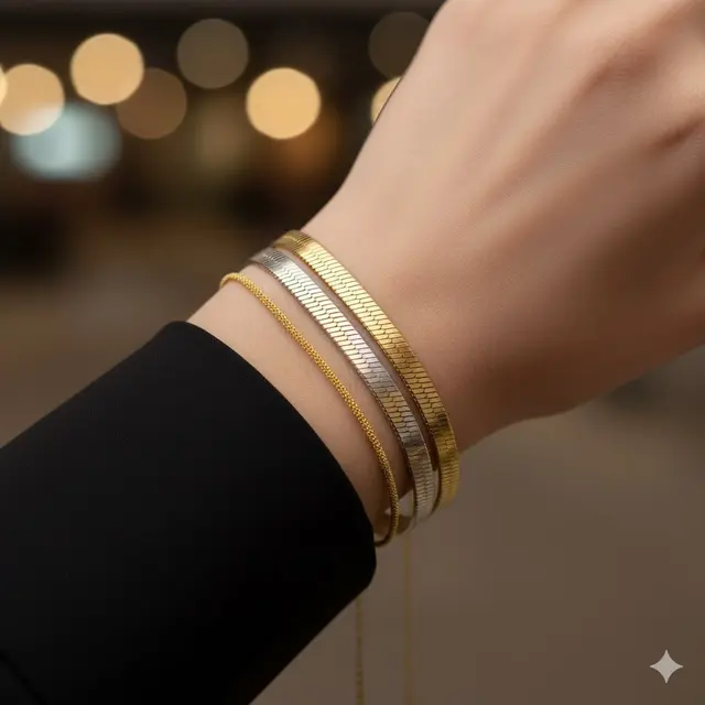 Gelang Emas Kombinasi Tali Ular dan Pasir Cocok untuk Gaya Layering