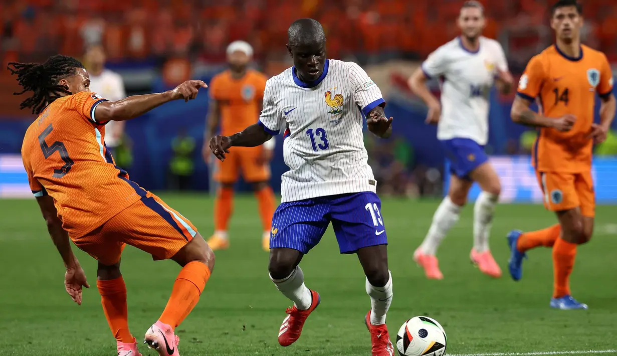 Belanda dan Prancis sama-sama memiliki kemenangan di laga sebelumnya. (FRANCK FIFE/AFP)