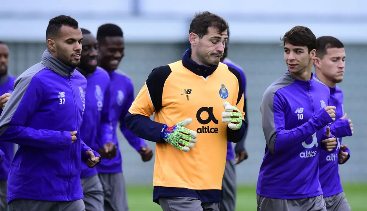 Setiba di Rumas Sakit, Casillas langsung menjalani operasi untuk menormalkan kondisinya. (AFP/Miguel Riopa)
