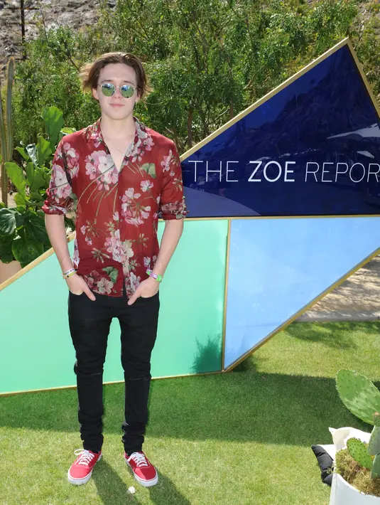 Usai mengakhiri hubungannya dengan Chloe, Brooklyn dekat dengan model asal Prancis yang bernama Sonia Ben Ammar. (AFP/Bintang.com)