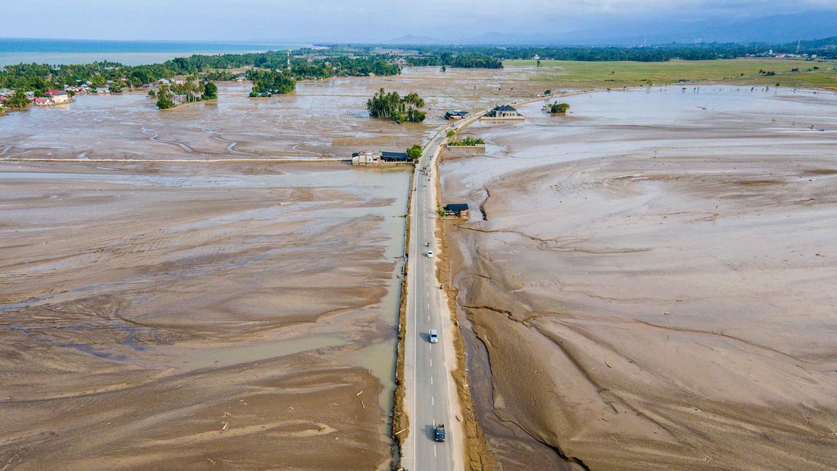11.000 Hektare Sawah Aceh-Sumbar Rusak, Mentan Amran Pastikan Musim Tanam Tak Terganggu