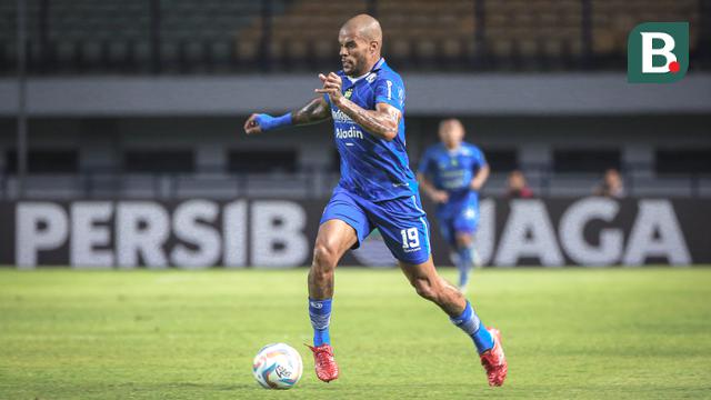 Persib Bandung vs Dewa United - BRI Liga 1 2023/2024