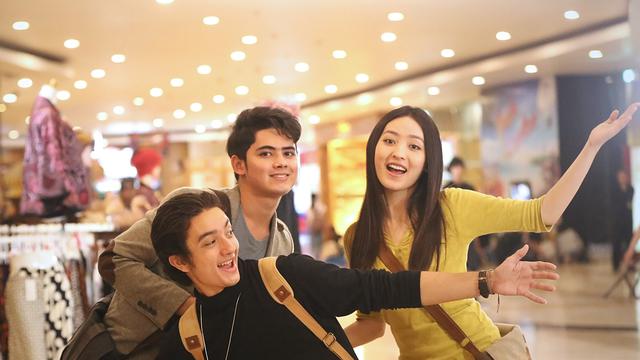 [Bintang] Aliando Syarief - Bryan Domani - Natasha Wilona