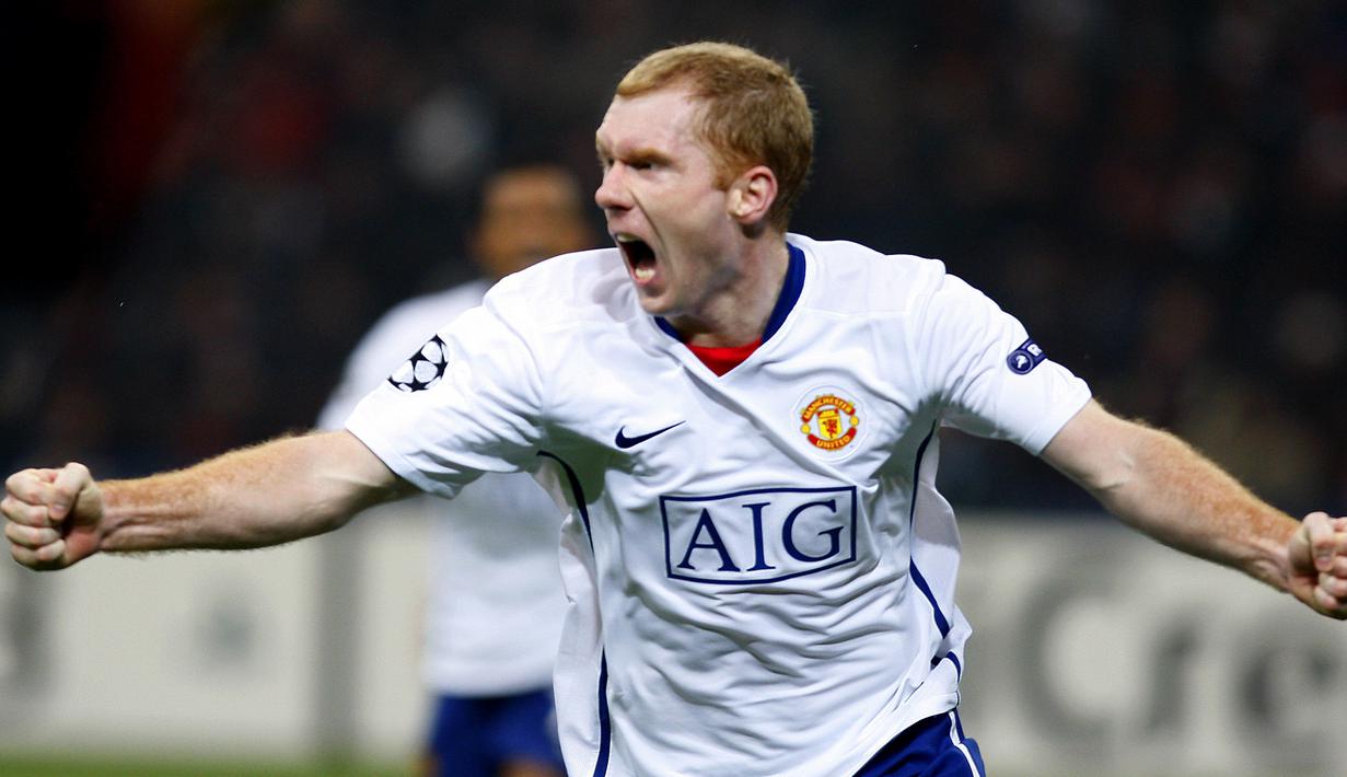 5. Paul Scholes (Manchester United) - Total penampilan sebanyak 124. Setelah pensiun dari Manchester United pada 2013, hingga kini aktif sebagai pundit di saluran televisi BT Sports. (AP Photo/Antonio Calanni)
