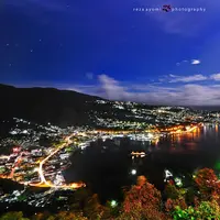 Ketika malam hari, kota-kota di Indonesia ini menjelma jadi lebih cantik.
