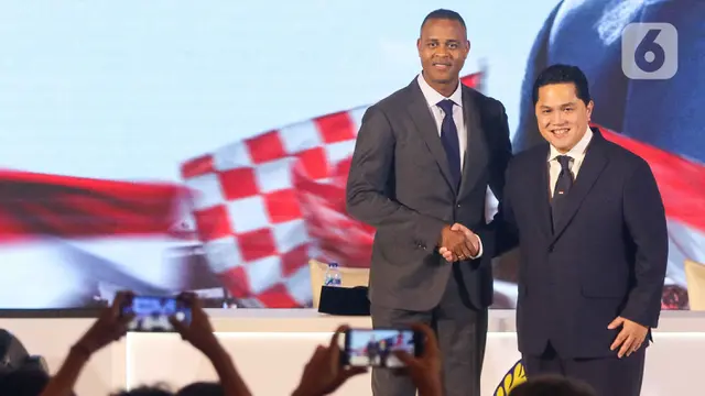 Momen PSSI Perkenalkan Pelatih Timnas Indonesia Patrick Kluivert Dihadapan Publik