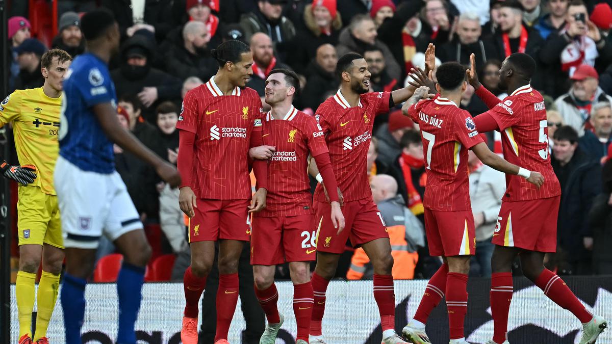 Liverpool Ambil Keputusan Mengejutkan, Sebut Tidak Membawa 12 Pemain Utama untuk Lawan PSV Eindhoven di Liga Champions
