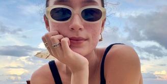 Tatjana Saphira tampil cantik saat liburan [Instagram/tatjanasaphira]