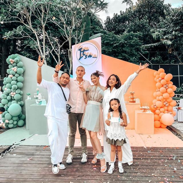 Potret 6 Artis di Acara Gender Reveal Mikaila Patritz, Jadi Momen Kumpul
