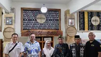 BAKTI Dorong UMKM Lombok Go Digital dengan Pelatihan Internet. (Liputan6.com/ Agustin Setyo Wardani)