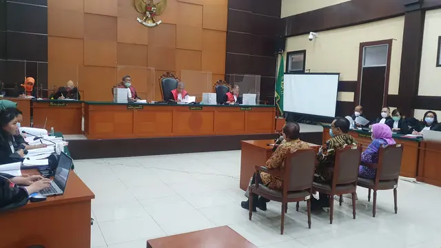 Suasana sidang surat palsu Djoko Tjandra, Brigjen Prasetijo Utomo, dan Anita Kolopaking