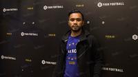 Penyerang Persib Bandung, Zulham Zamrun, saat menghadiri peluncuran sepatu di Fisik Football, Jakarta, Senin (13/6/2016). (Bola.com/Vitalis Yogi Trisna) 