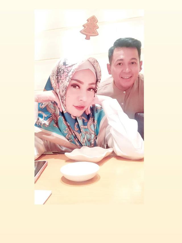 Berhijab Usai Sakit Aneh, Ini 6 Potret Gaya Terbaru Baby Sexyola