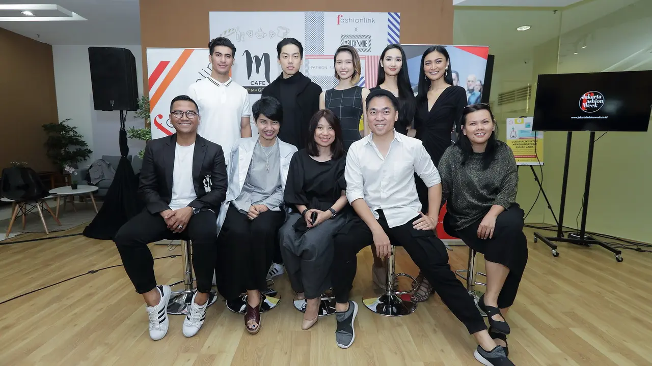 Ulang Tahun ke 10, JFW Kirim 5 Model ke Korea Selatan