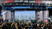 Acara yang digelar sebagai peringatan Hari Hak Asasi Manusia (HAM) dan Hari Antikorupsi Sedunia (Hakordia) tersebut menyuarakan desakan kepada pemerintah serta aparat hukum dalam penyelesaian kasus-kasus pelanggaran HAM di Indonesia. (Liputan6.com/Faizal Fanani)