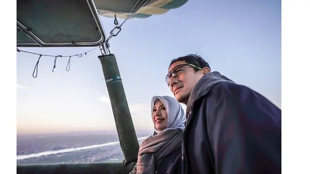 Selalu Mesra, Ini 8 Momen Kebersamaan Sandiaga Uno dan Istri yang Jarang Tersorot