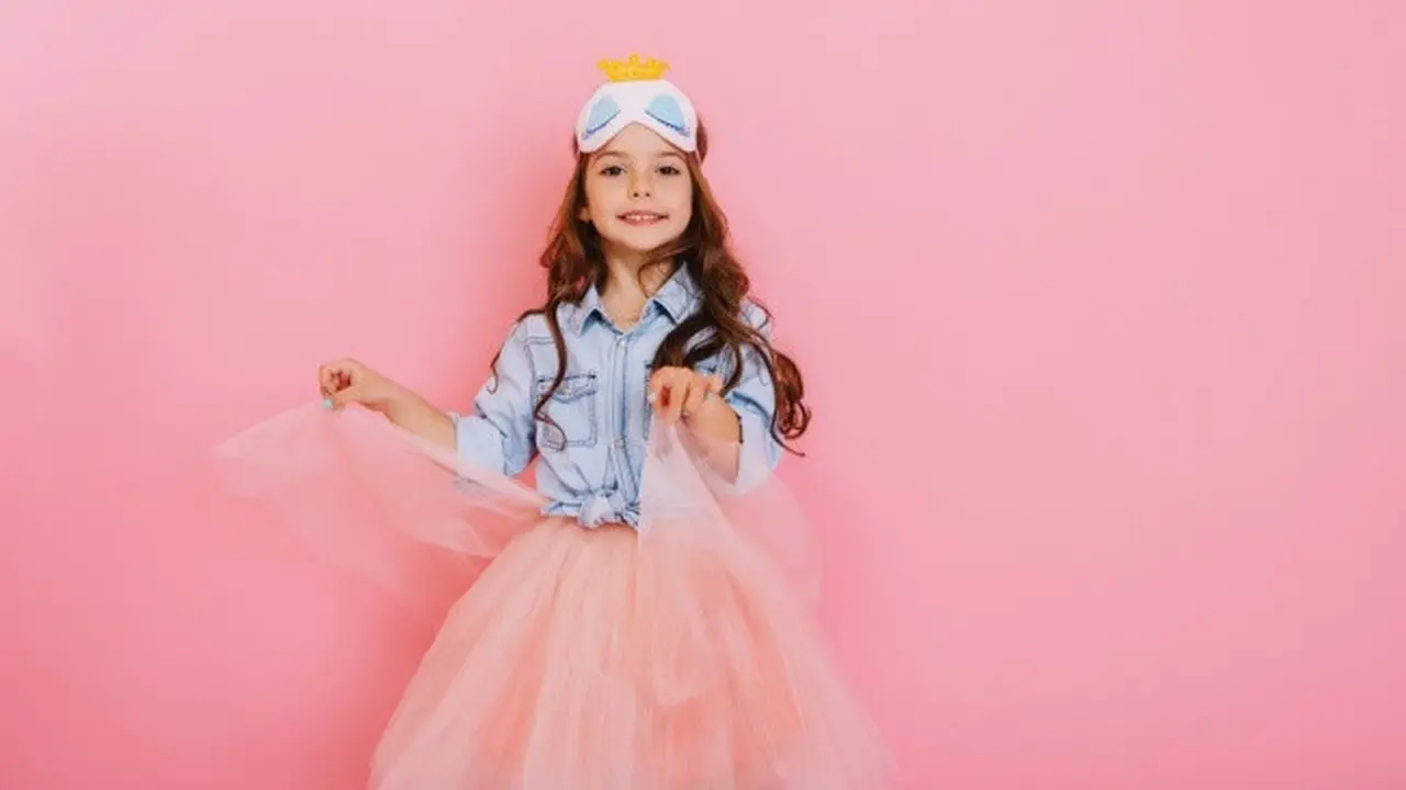 Baju Princess Anak (Credit: lookstudio/freepik)