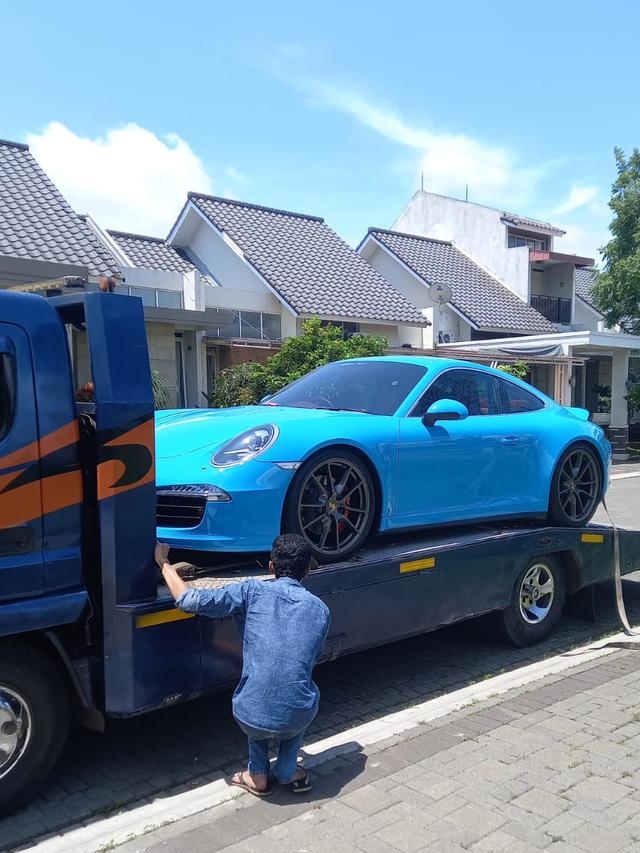MObil Porsche