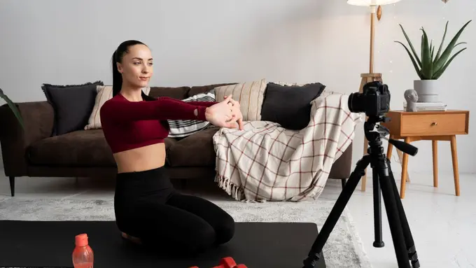 Daftar Alat Fitness yang Wajib Ada di Rumah (photo by freepik)