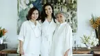 Raline Shah membagikan kebersamaan dengan sang nenek saat berada di Bali. Dalam keterangan unggahan, pemain film 5 cm ini mengungkapkan rasa sayangnya kepada sang nenek. Jika mengetahui sang nenek ada di rumah, hal itu seketika membuatku tenang. (Liputan6.com/IG/@ralineshah)