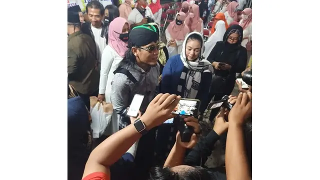 6 Momen 7 Harian Meninggalnya Didi Kempot, Gus Miftah Isi Tausyiah