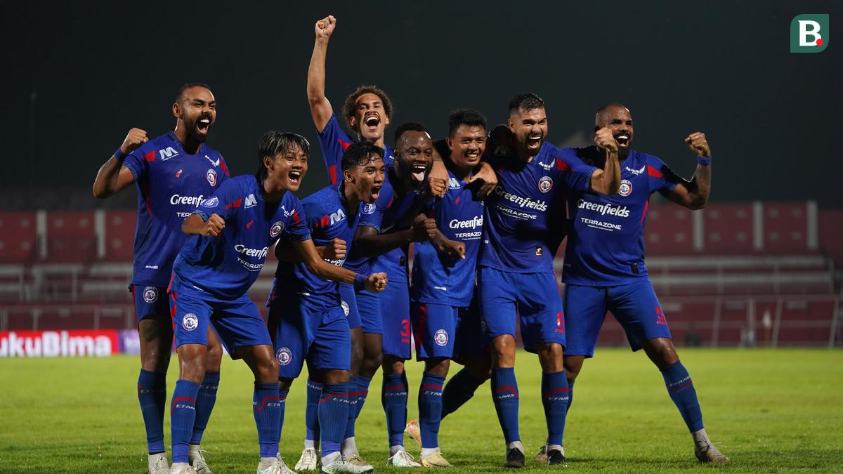 Kunci Sukses Arema FC Lumat Barito Putera meski Tampil dengan 10 Pemain