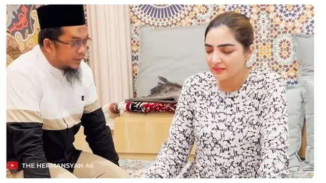 Alami Gangguan Tidur, Ini 10 Potret Ashanty saat Lakukan Ruqyah
