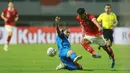 <p>Pemain Timnas Indonesia, Muhammad Dimas Drajad berusaha melewati pemain Timnas Curacao&nbsp;saat laga FIFA Match Day di Stadion Pakansari, Bogor, Selasa (27/09/2022). (Bola.com/Muhammad Iqbal Ichsan)</p>