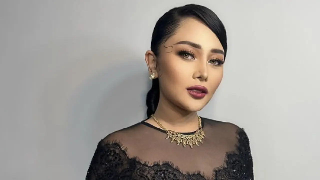 Pesona Mutia Ayu Ajak Sang Anak di Konser Mengenang Glenn Fredly: Credit: (@mutia_ayuu)