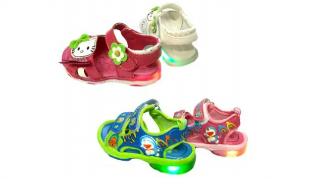 Ini deretan sandal favorit anak laki-laki generasi 90-an yang sudah mulai langka.