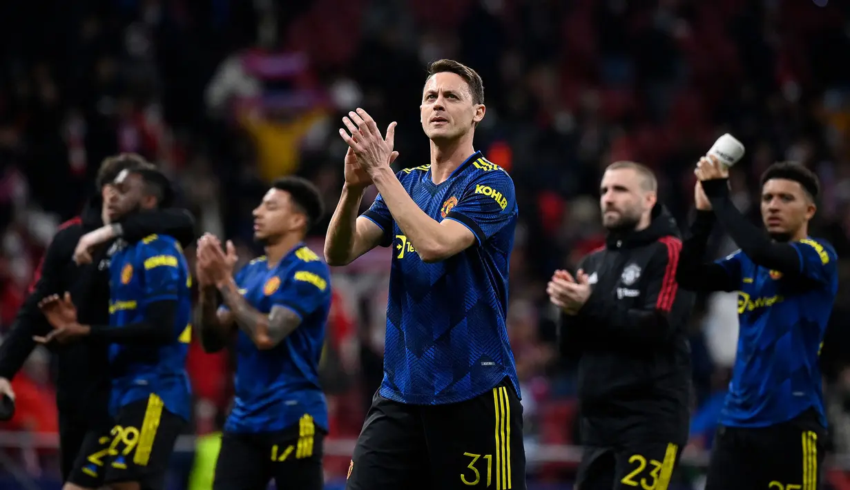 Tak ada gol tambahan yang tercipta dari kedua tim di sisa pertandingan. Skor imbang 1-1 pun menjadi hasil akhir laga ini. Berkat hasil ini, MU dan Atletico masih sama-sama memiliki peluang besar untuk melaju ke perempat final. Laga leg kedua akan digelar di Old Trafford. (AFP/Oscar Del Pozo)