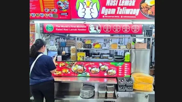 Kedai Nasi Lemak Ayam Taliwang di Singapura.