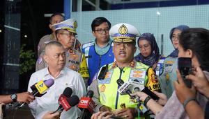 Kepala Korps Lalu Lintas (Kakorlantas) Polri Irjen Pol Agus Suryonugroho prediksi arus balik terjadi pada 6 April 2025. (Ady Anugrahadi).