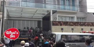 Seorang saksi mata bernama Lutfi menjelaskan kondisi korban pembunuhan sadis Pulomas (27/12