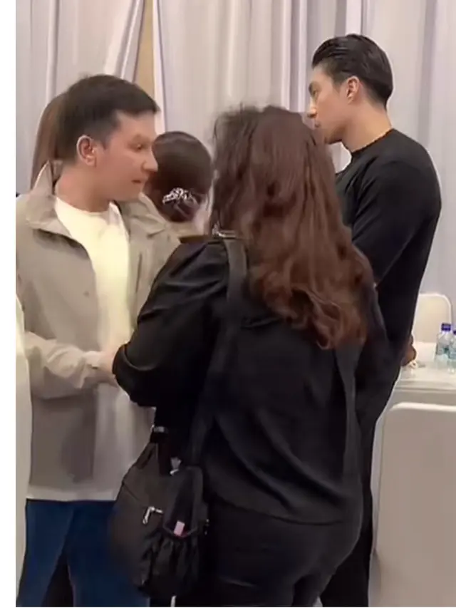 10 Artis yang Melayat ke Rumah Duka Ayah Sarwendah, Ruben Onsu Turut Berduka