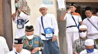 Jemaah calon haji Indonesia menyempatkan diri ke Masjid Jin. (MCH Indonesia)